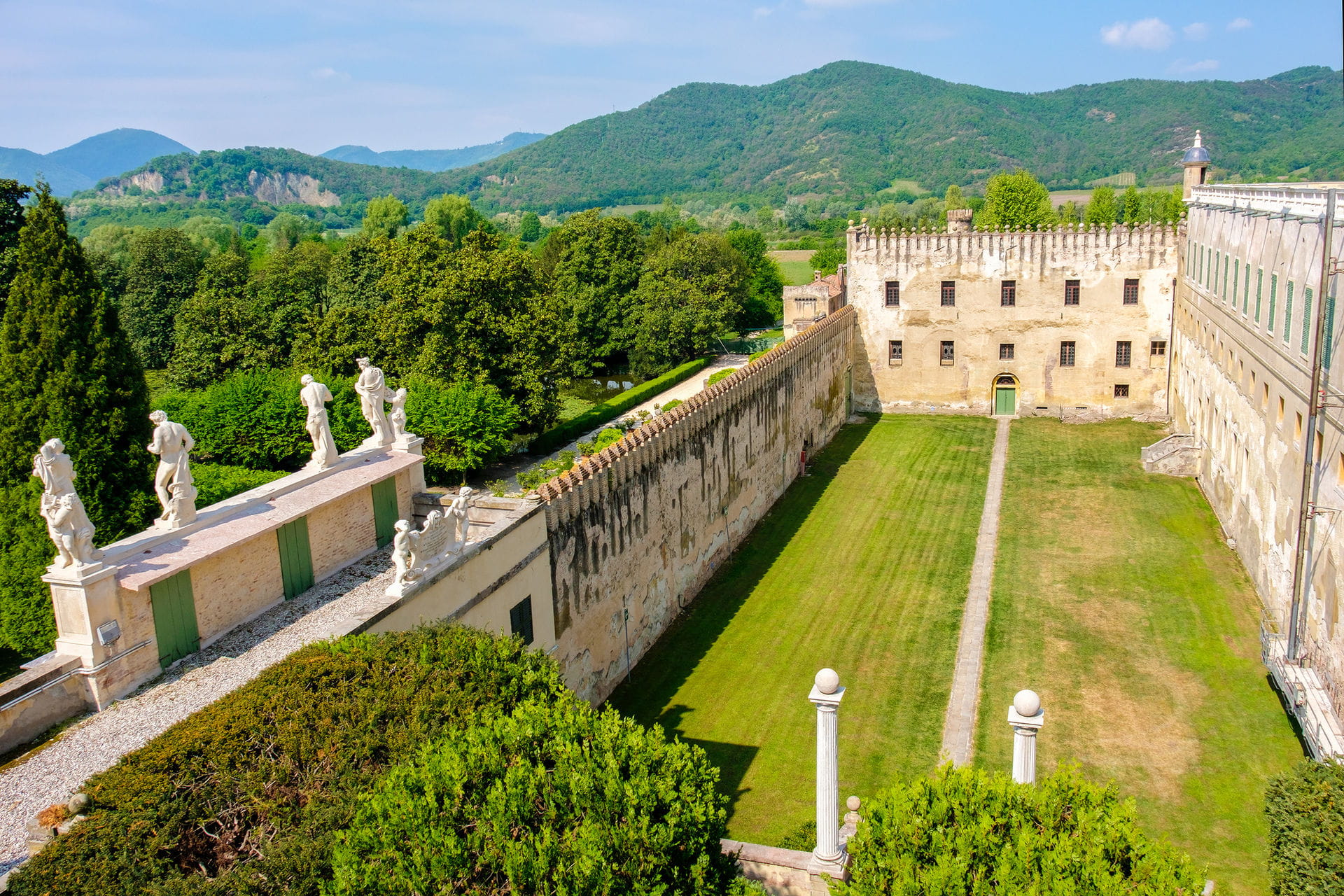 High quality hoto of Castello del Catajo - Italy