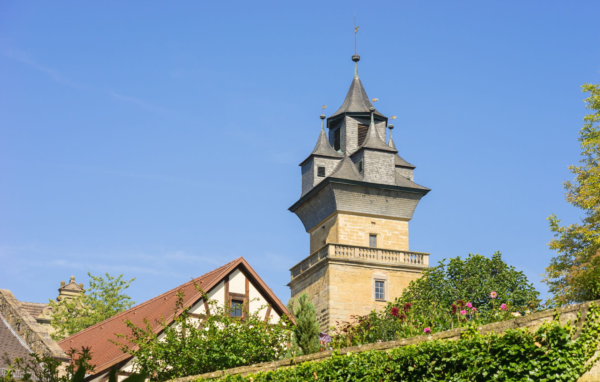 High quality hoto of Castle Neuenstein - Germany