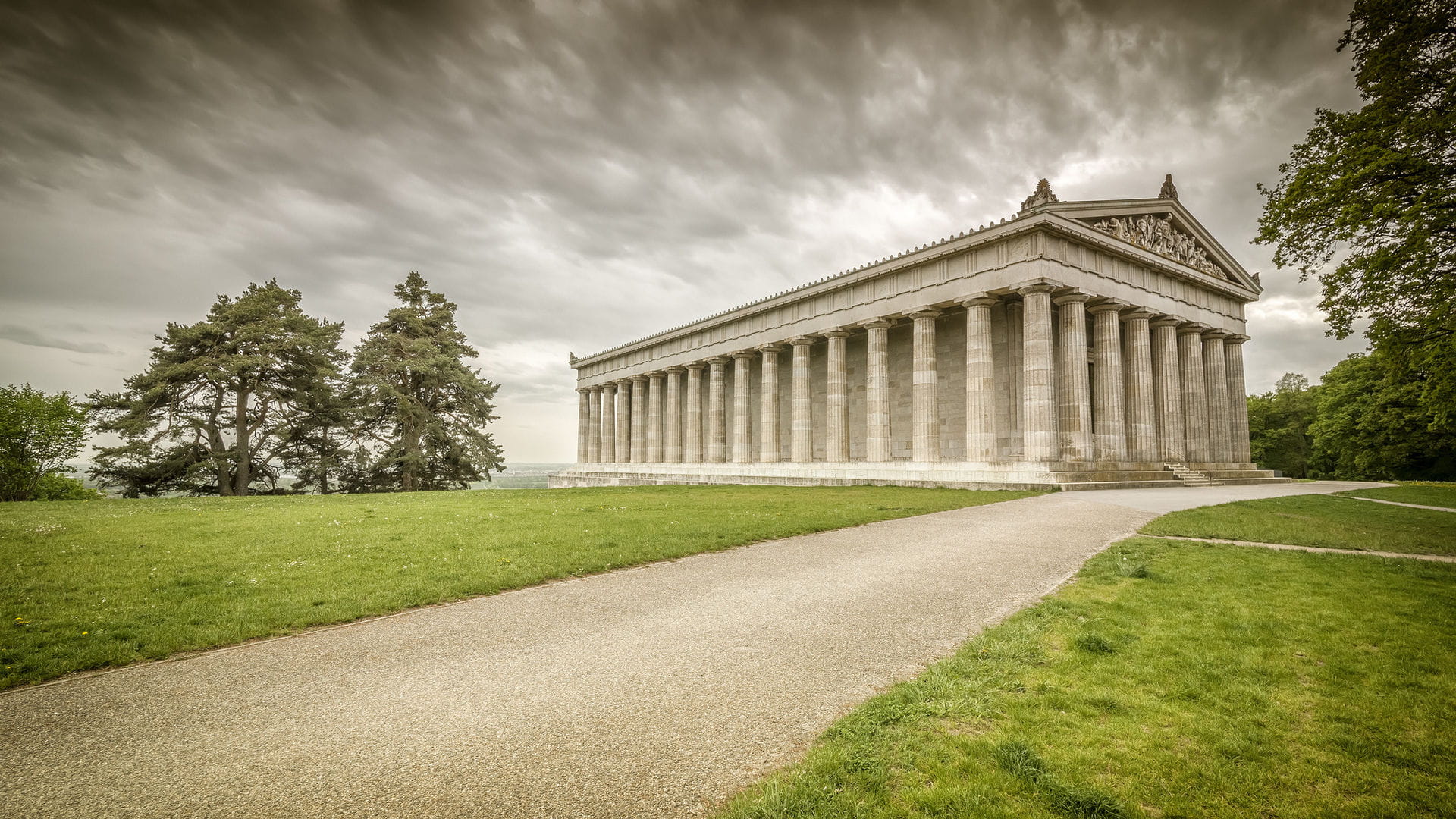 High quality hoto of Walhalla Temple - Germany